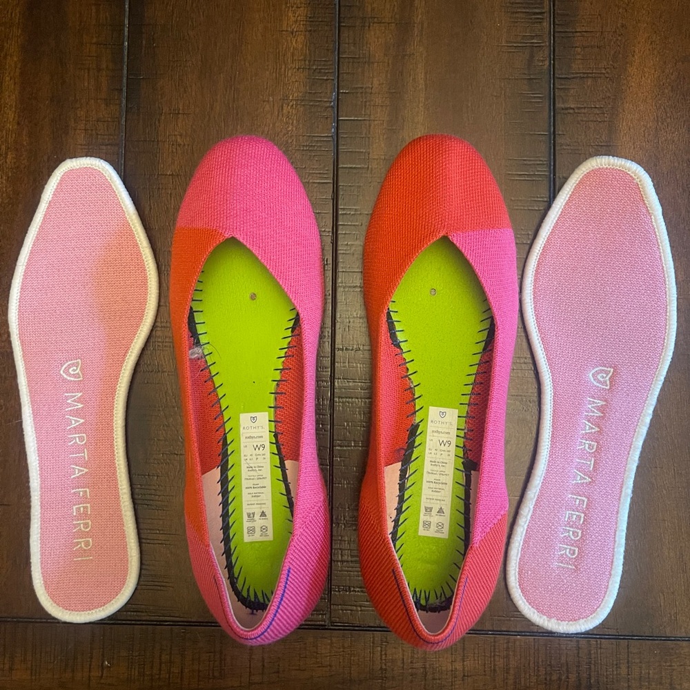 ROTHY’S x MARTA FERRI Merino Square Flats, Flame Azalea, size 9 - Picture 2 of 8